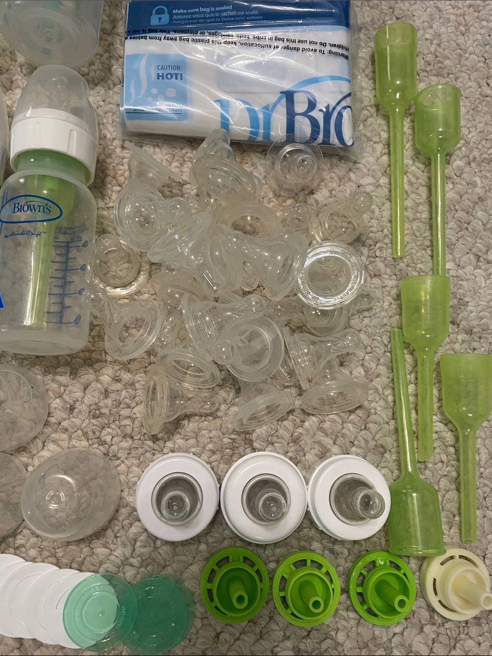 Huge lot of Dr. Brown's baby bottle sets with many accessories - Green & Clear - Picture 6 of 10